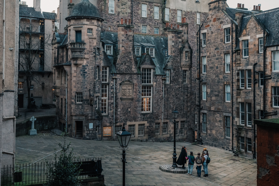 City ghost tour Edinburgh Mercat Tours
