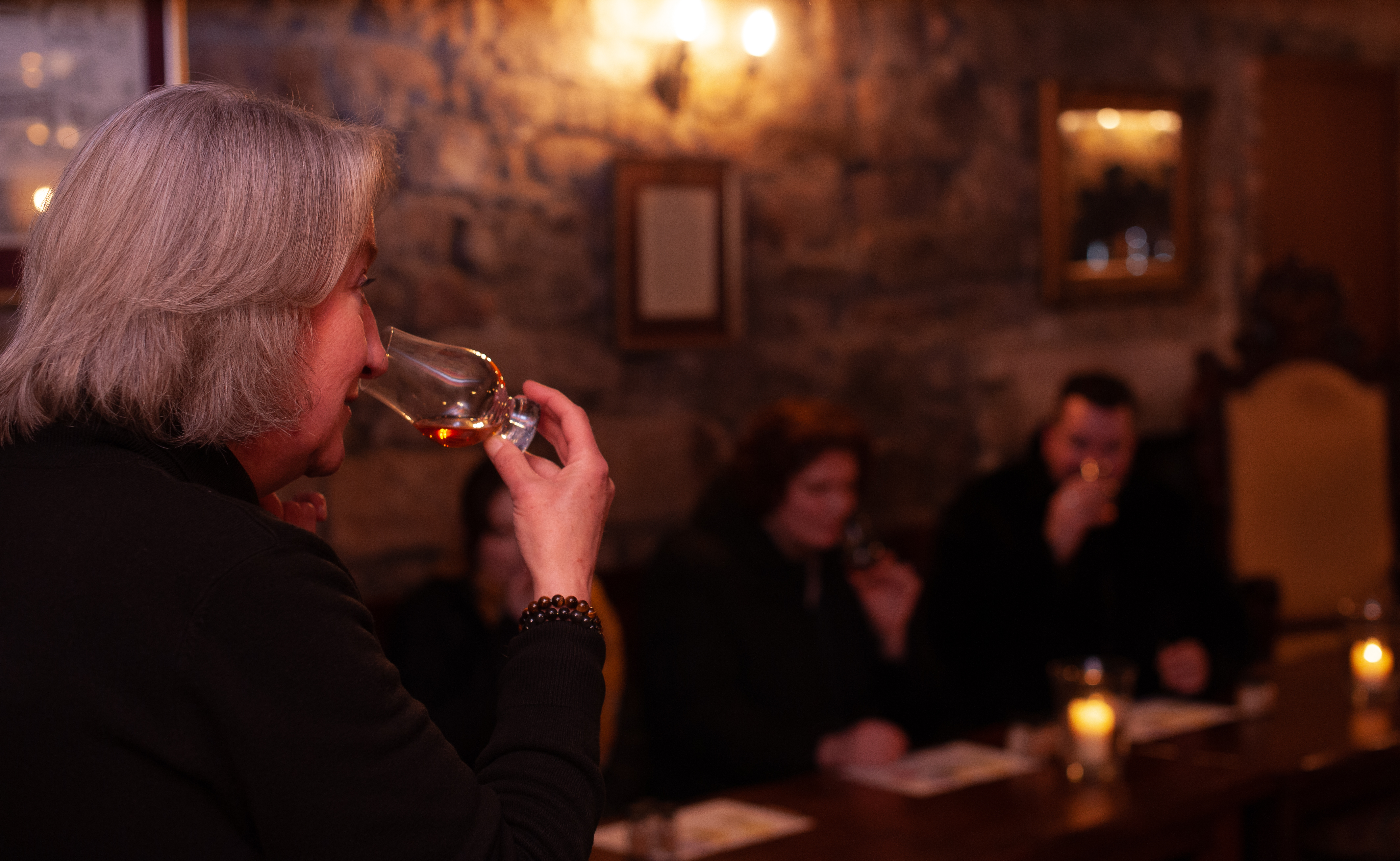 What Do You Do At A Whisky Tasting?